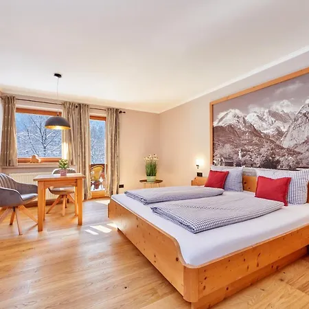 Gaestehaus Brandnerhof Fogadó Garmisch-Partenkirchen